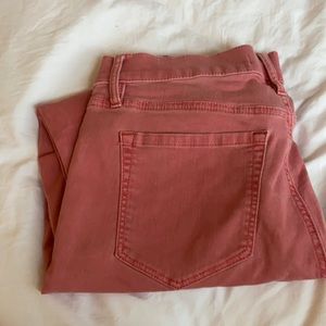 LOFT size 4 skinny pink cropped jeans